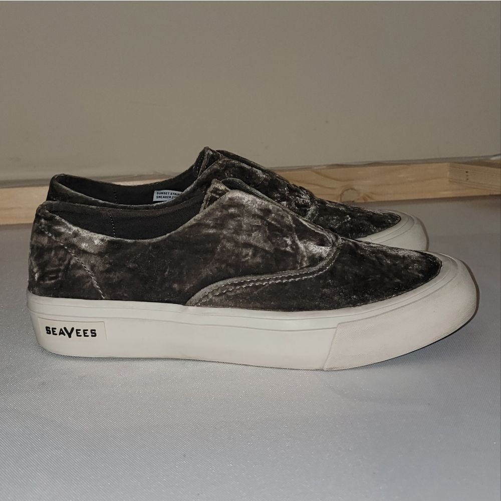 SEAVEES Sunset Strip Sneaker Crush Shoes • Crushed Velvet • Women's Size 7